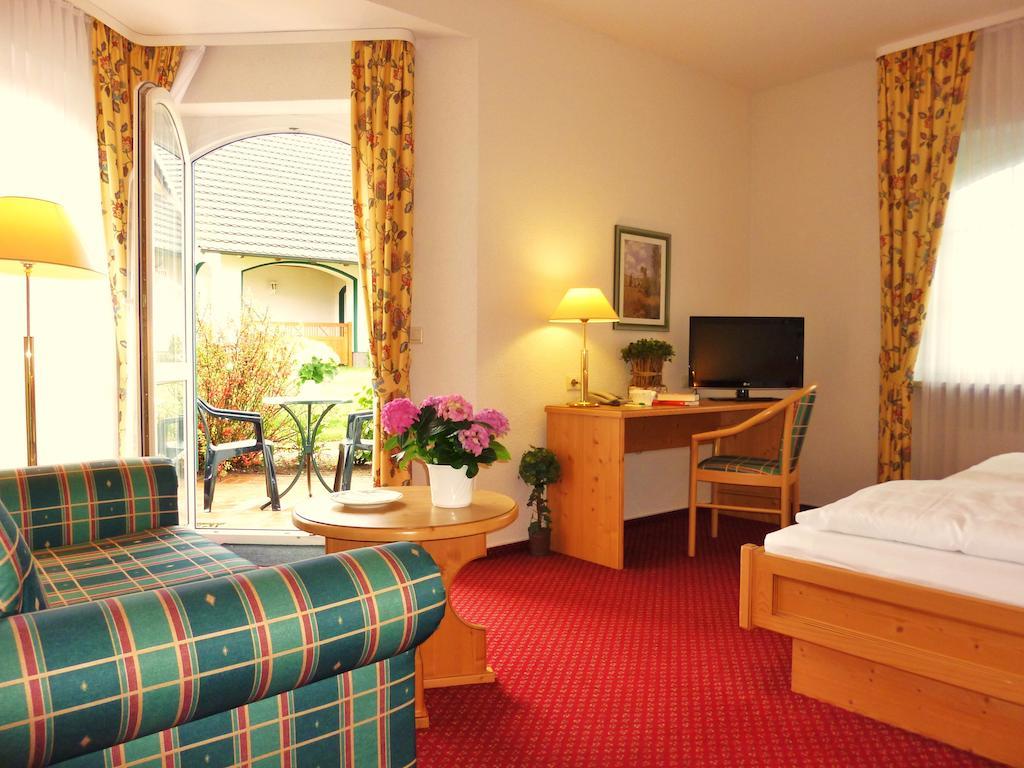 Landhaus Mueritzgarten Hotel Garni Röbel Szoba fotó