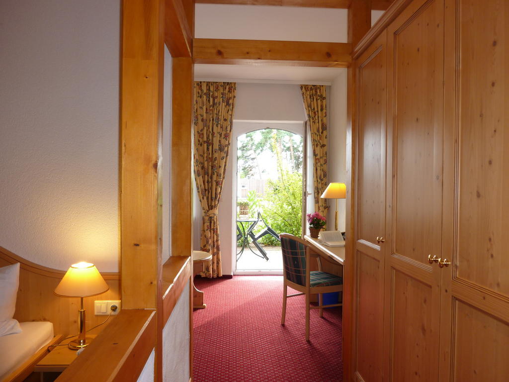 Landhaus Mueritzgarten Hotel Garni Röbel Szoba fotó