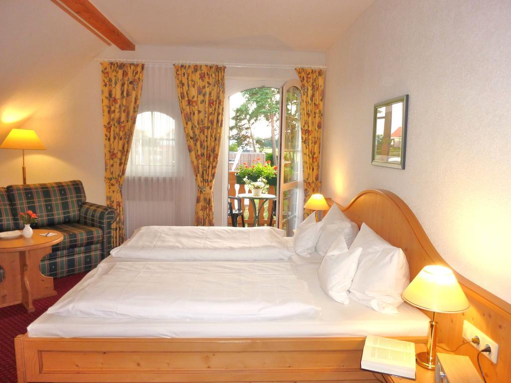 Landhaus Mueritzgarten Hotel Garni Röbel Szoba fotó