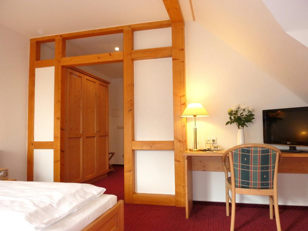 Landhaus Mueritzgarten Hotel Garni Röbel Szoba fotó