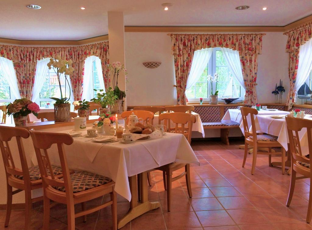 Landhaus Mueritzgarten Hotel Garni Röbel Kültér fotó