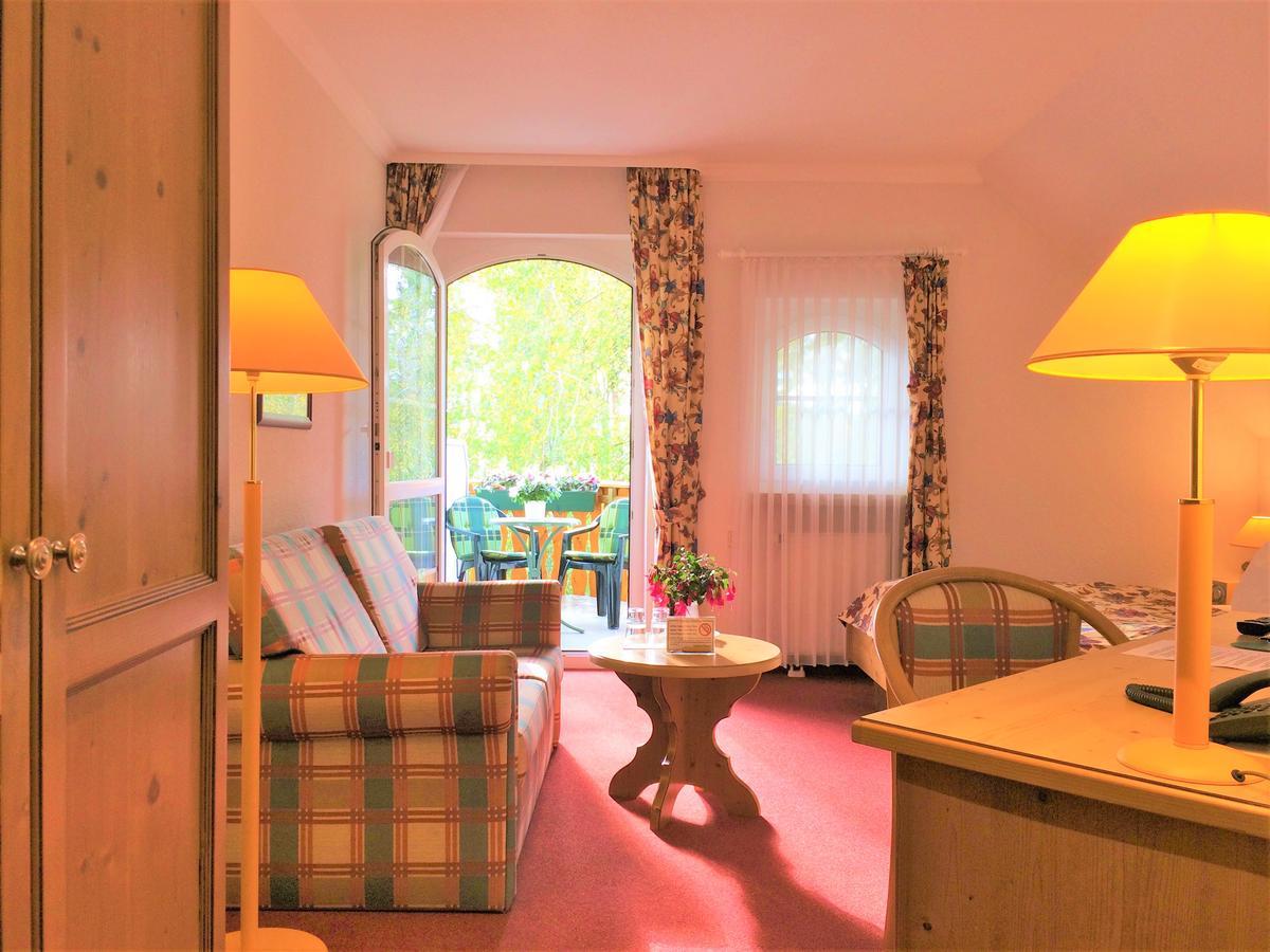 Landhaus Mueritzgarten Hotel Garni Röbel Kültér fotó
