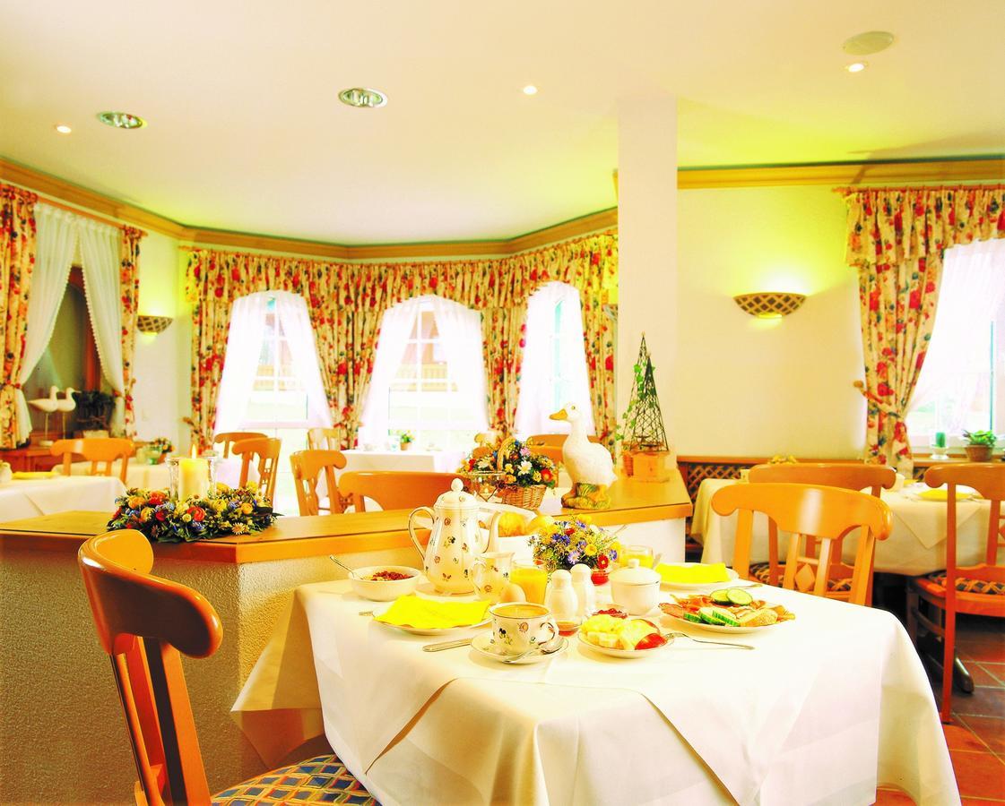 Landhaus Mueritzgarten Hotel Garni Röbel Kültér fotó