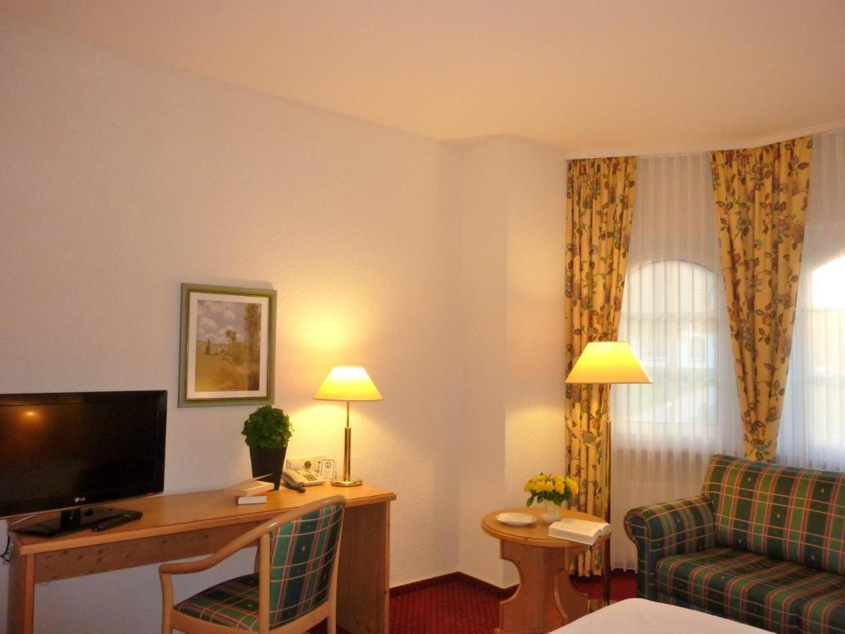 Landhaus Mueritzgarten Hotel Garni Röbel Kültér fotó